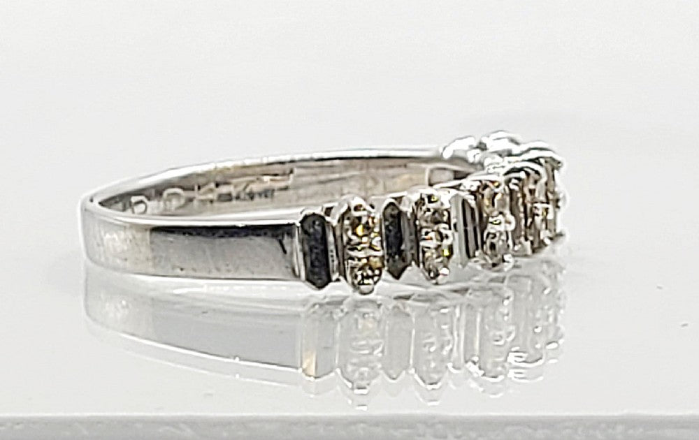 18ct White Gold Diamond Half Eternity Ring (N1/2)
