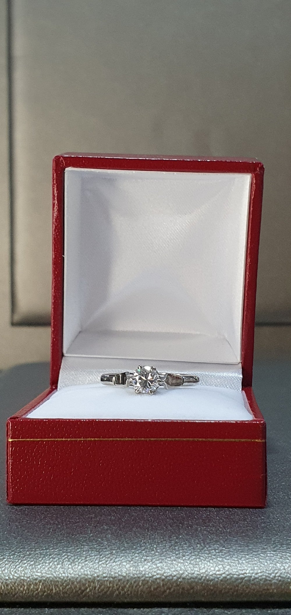 Vintage 18ct White Gold Diamond Solitaire - Size N