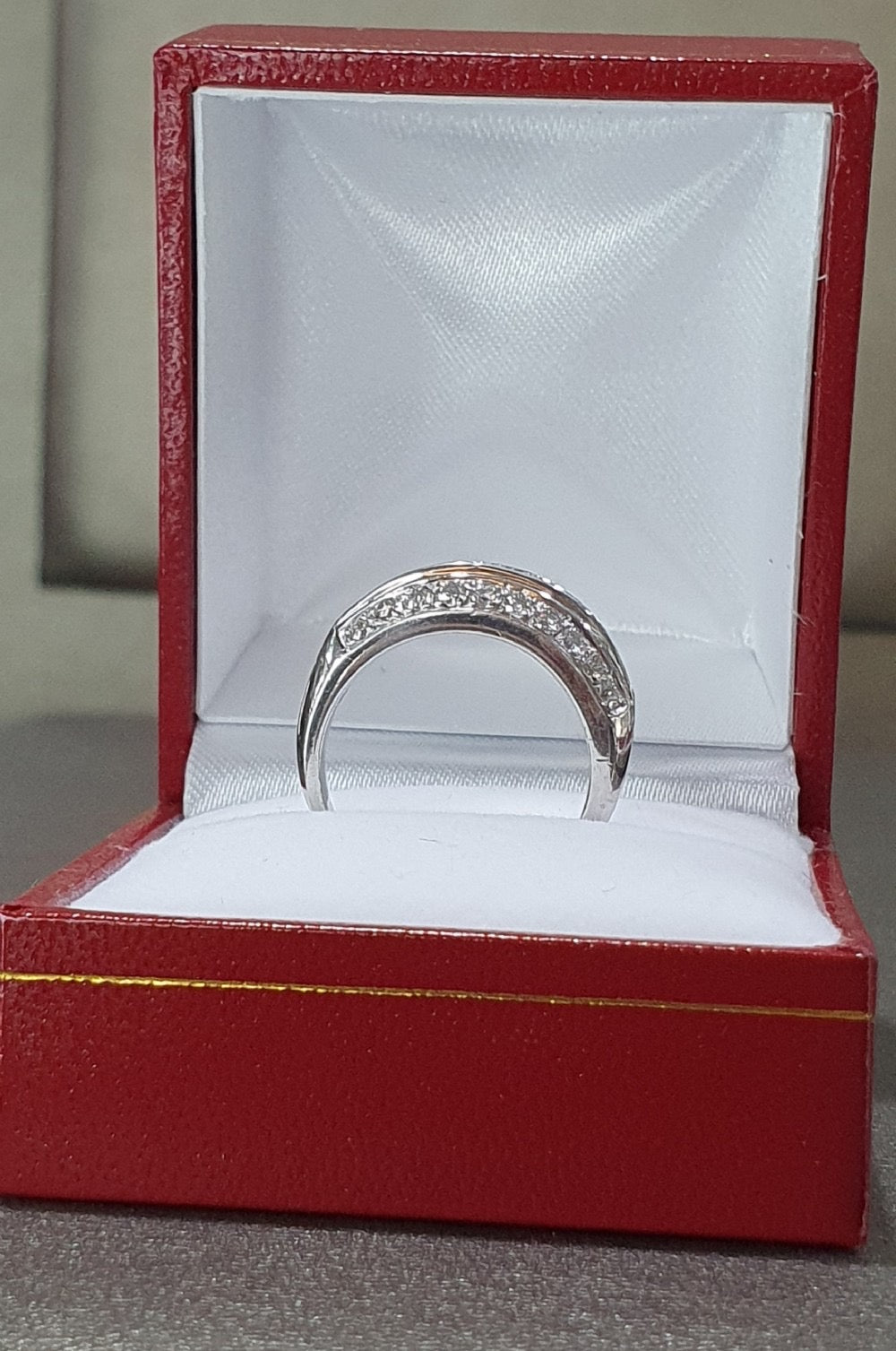Fine Set Diamond Ring on 18ct Gold