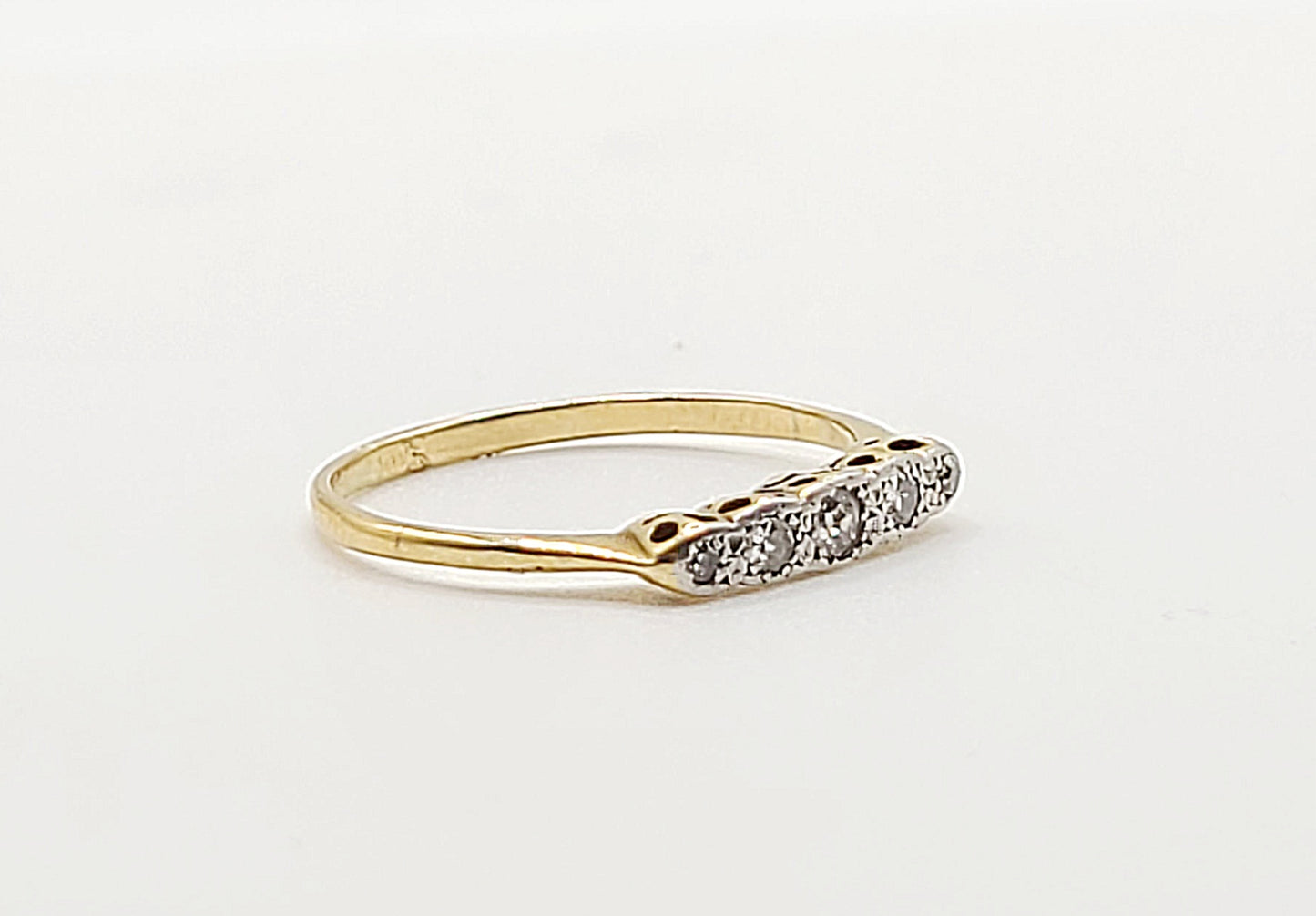 Art Deco 5 Stone Diamond & Platinum 18ct Gold Ring