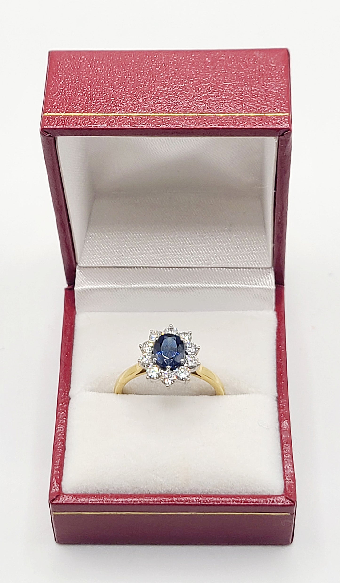 Sapphire and VS 0.75ct Diamond 18ct Gold Cluster Ring (Q)