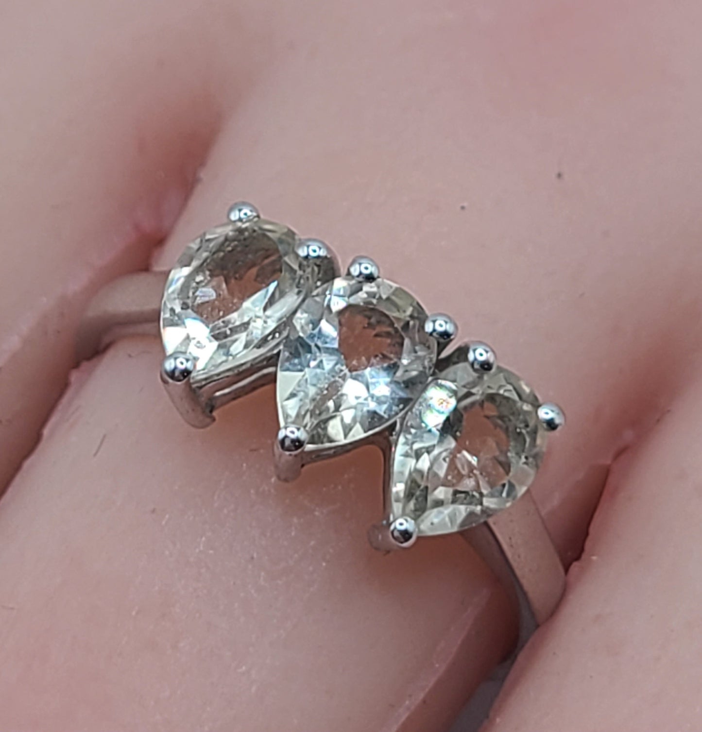 925 Silver Ring with Three Teardrop Lemon Crystal's (S)