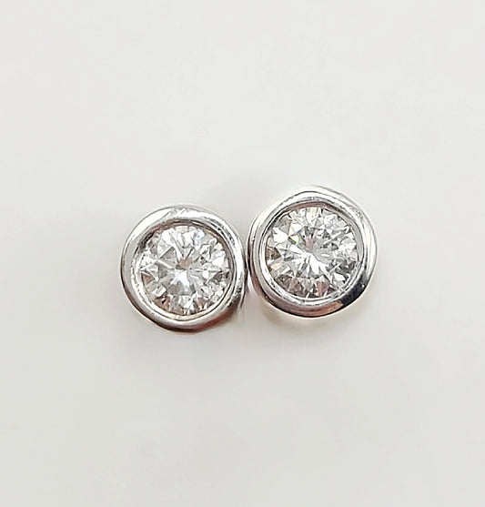 Diamond 18ct White Gold (Approx total 0.5ct) Stud Earrings
