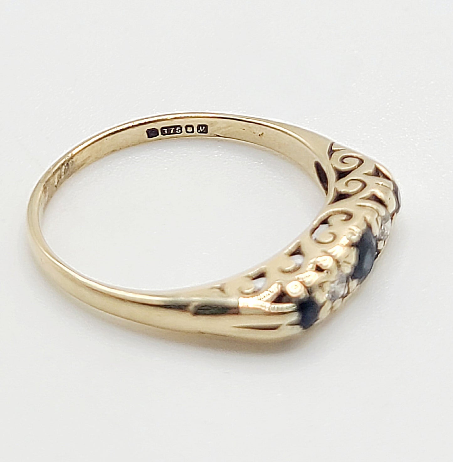 Asprey & Co 9ct gold sapphire & Diamond ring