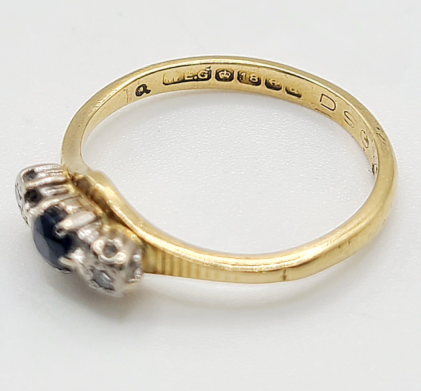Vintage Art Deco Round Cut Sapphire & Diamond 18ct Gold Ring