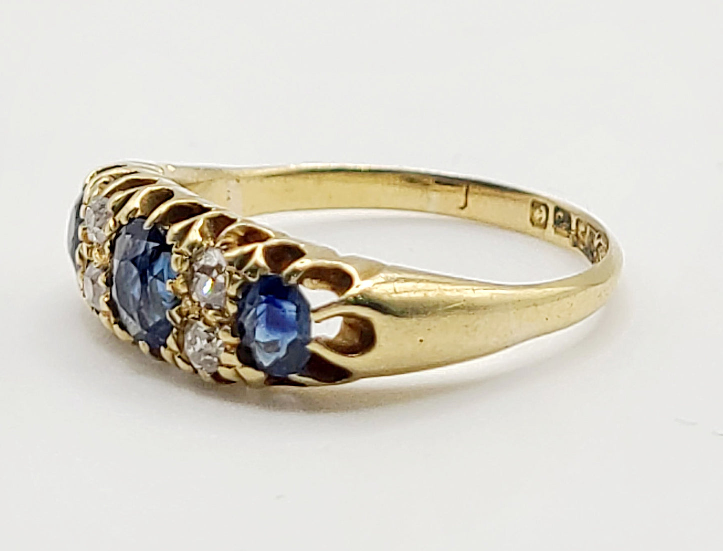 Victorian Sapphire & Diamond Ring c1880