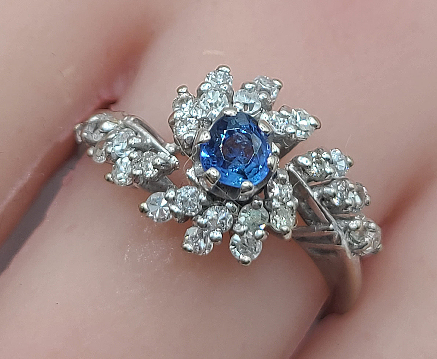 Art Deco Ceylon Sapphire & Diamond 18ct Gold Ring c1920