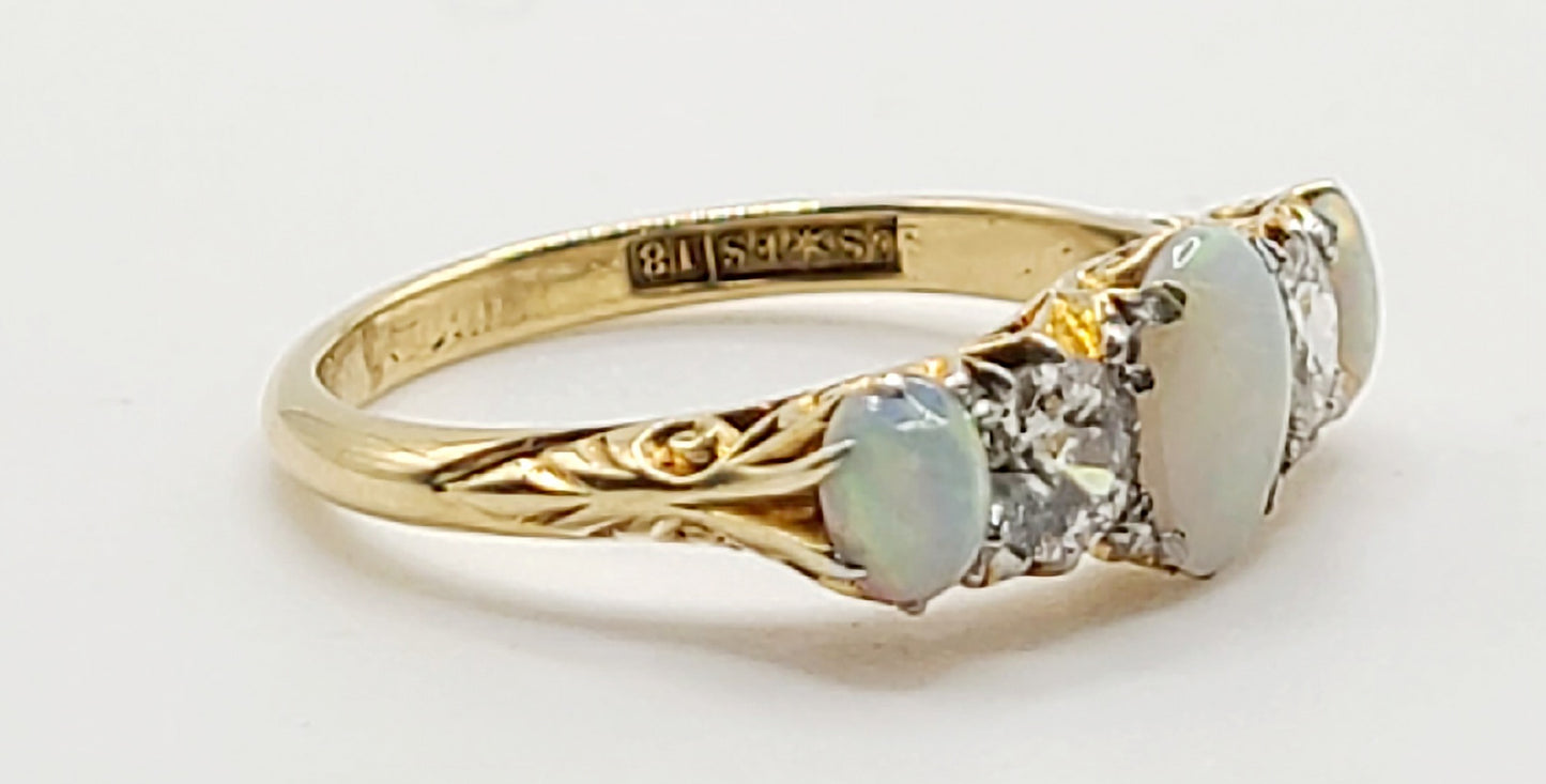 Victorian 1.25ct Opal & 0.5ct Diamond 18ct Gold Ring