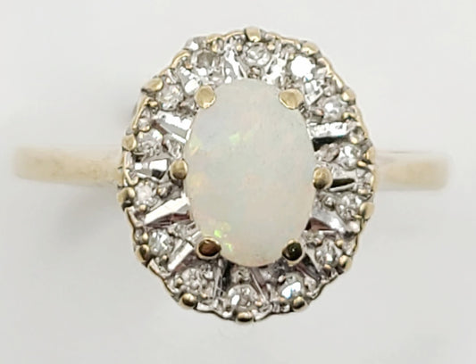 9ct Gold Oval Cut Opal &CZ Halo Ring Size N1/2