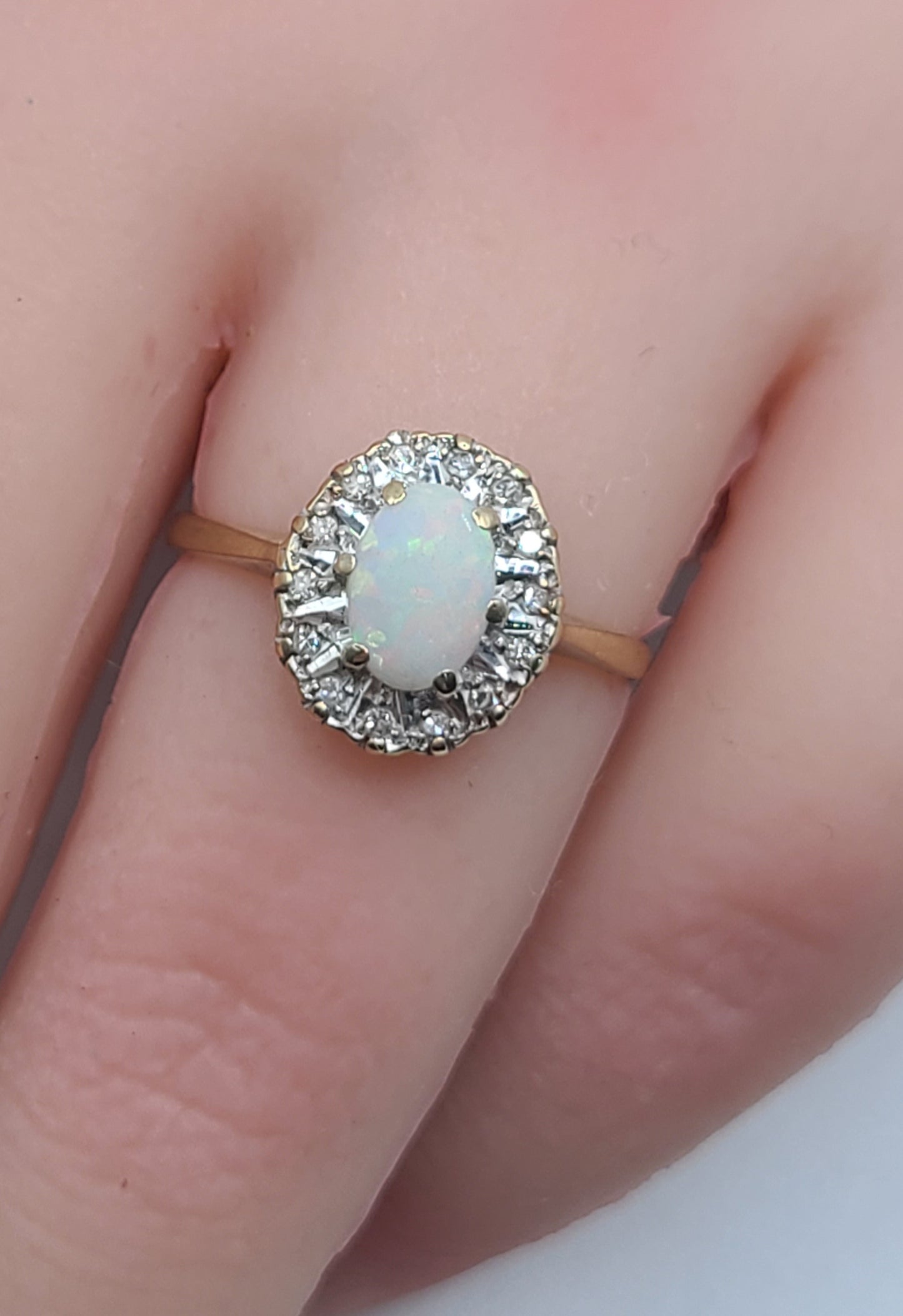 9ct Gold Oval Cut Opal &CZ Halo Ring Size N1/2