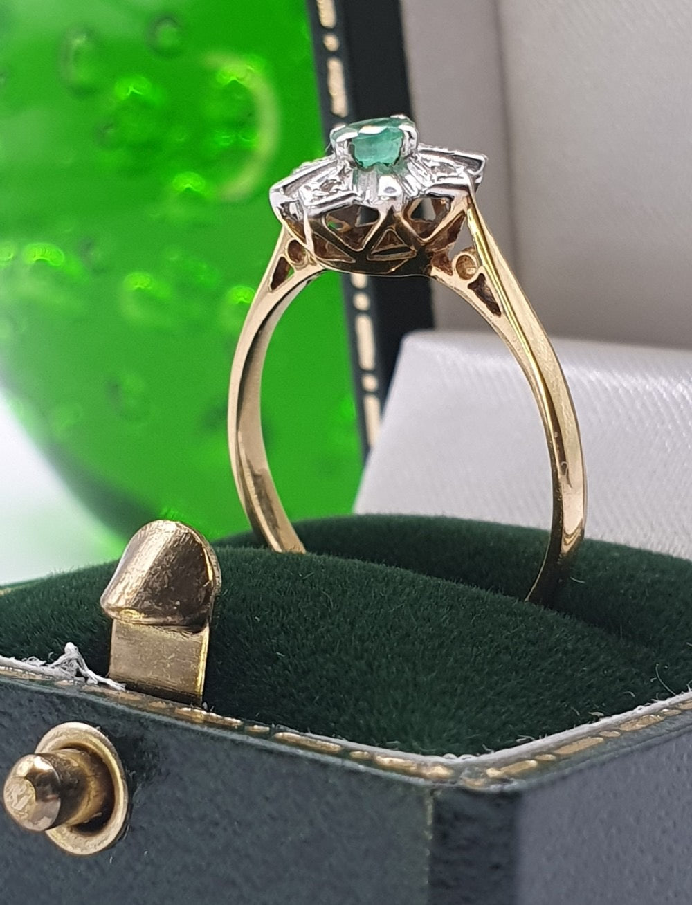 Art Deco Emerald & Diamond 18ct Star Cluster Ring c1930