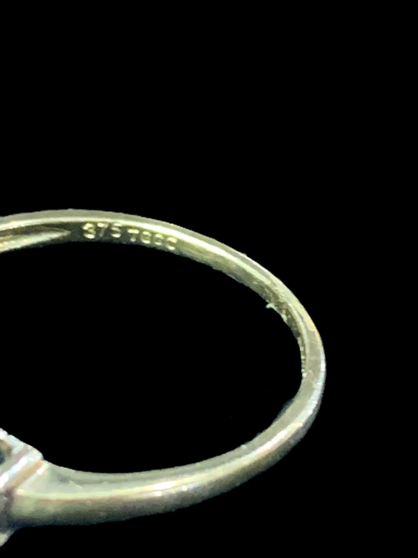 Amethyst Trilogy & Diamond 9ct Gold Ring - Size S