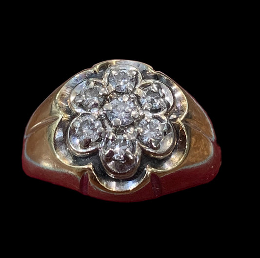 Vintage Diamond Flower Cluster Signet Ring in 14ct Gold - Size P