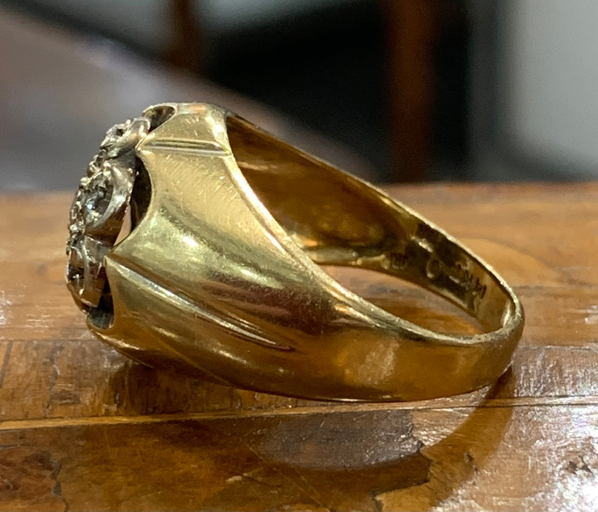 Vintage Diamond Flower Cluster Signet Ring in 14ct Gold - Size P