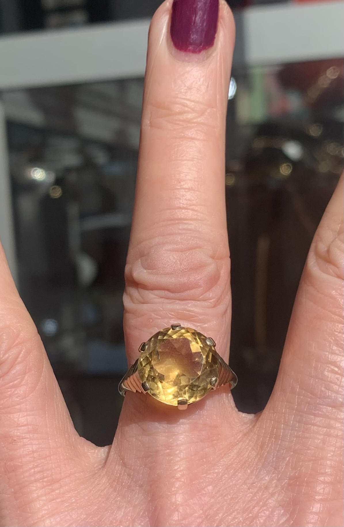 Art Deco Old Cut Citrine Solitaire 9ct Gold Ring - Size P.