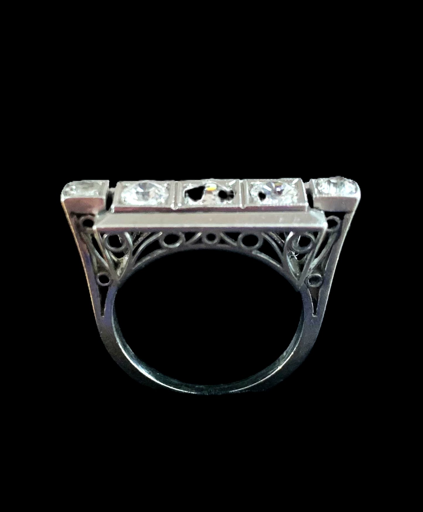 Exceptional Art Deco Diamond & Platinum Ring - Size L1/2