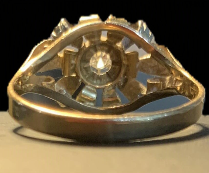 French Art Deco 18ct Gold Diamond Ring - Size R 1/2