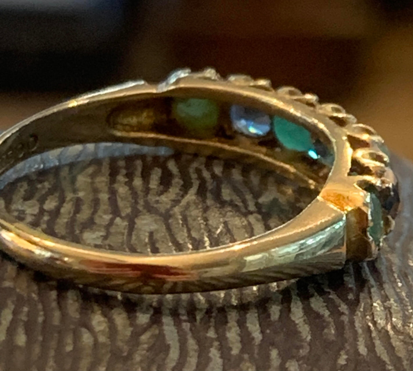Natural Emerald and Sapphire Victorian style Seven Stone 9ct Gold Ring - Size O