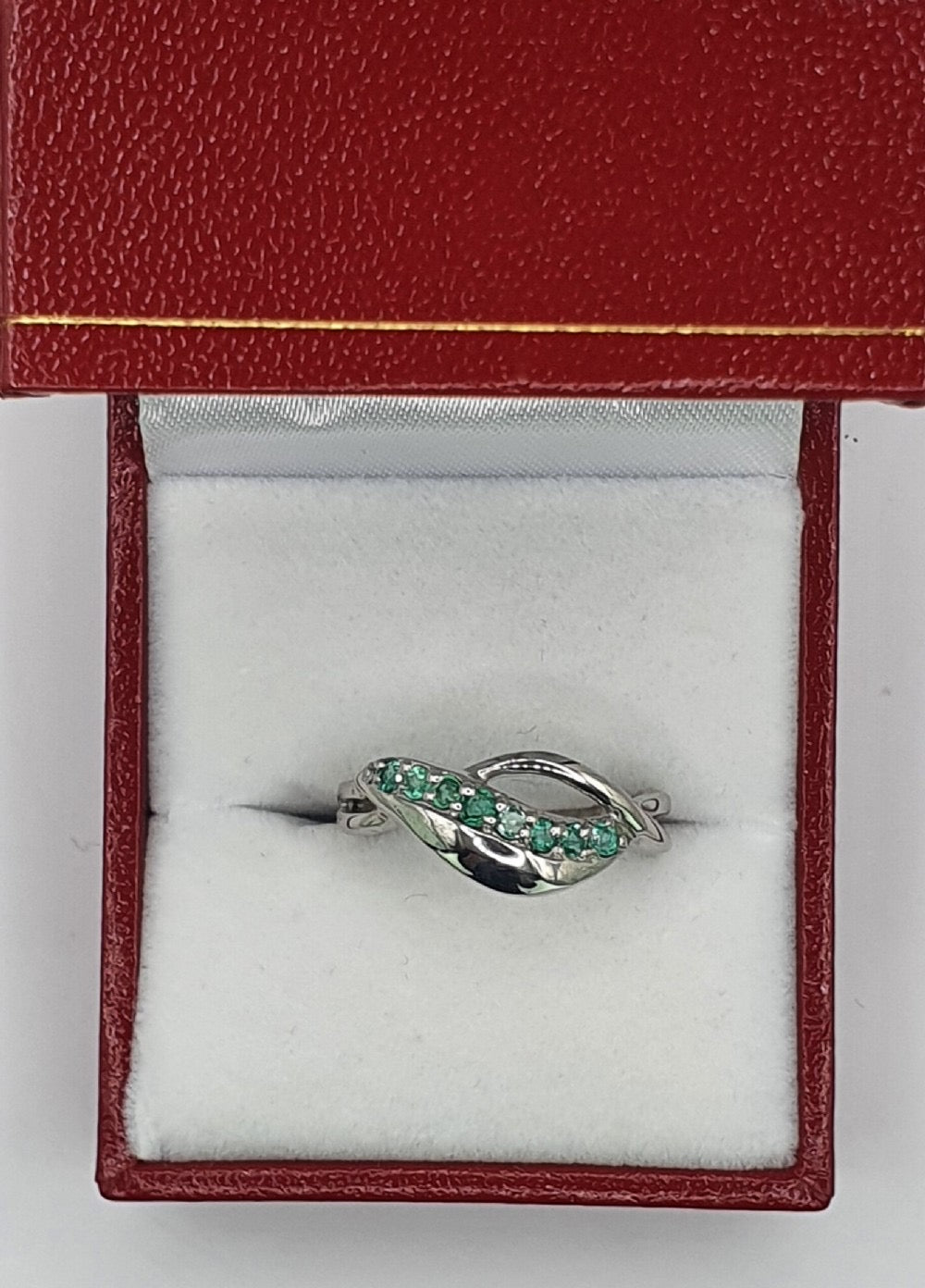 Emerald 0.29ct Sterling Silver Ring