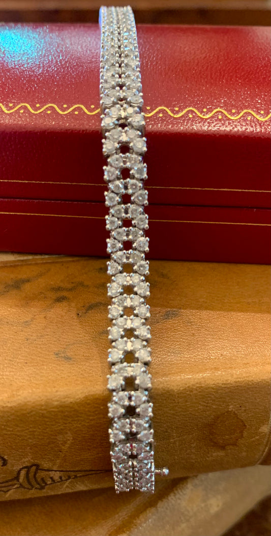 Diamond Bracelet on 14ct White Gold