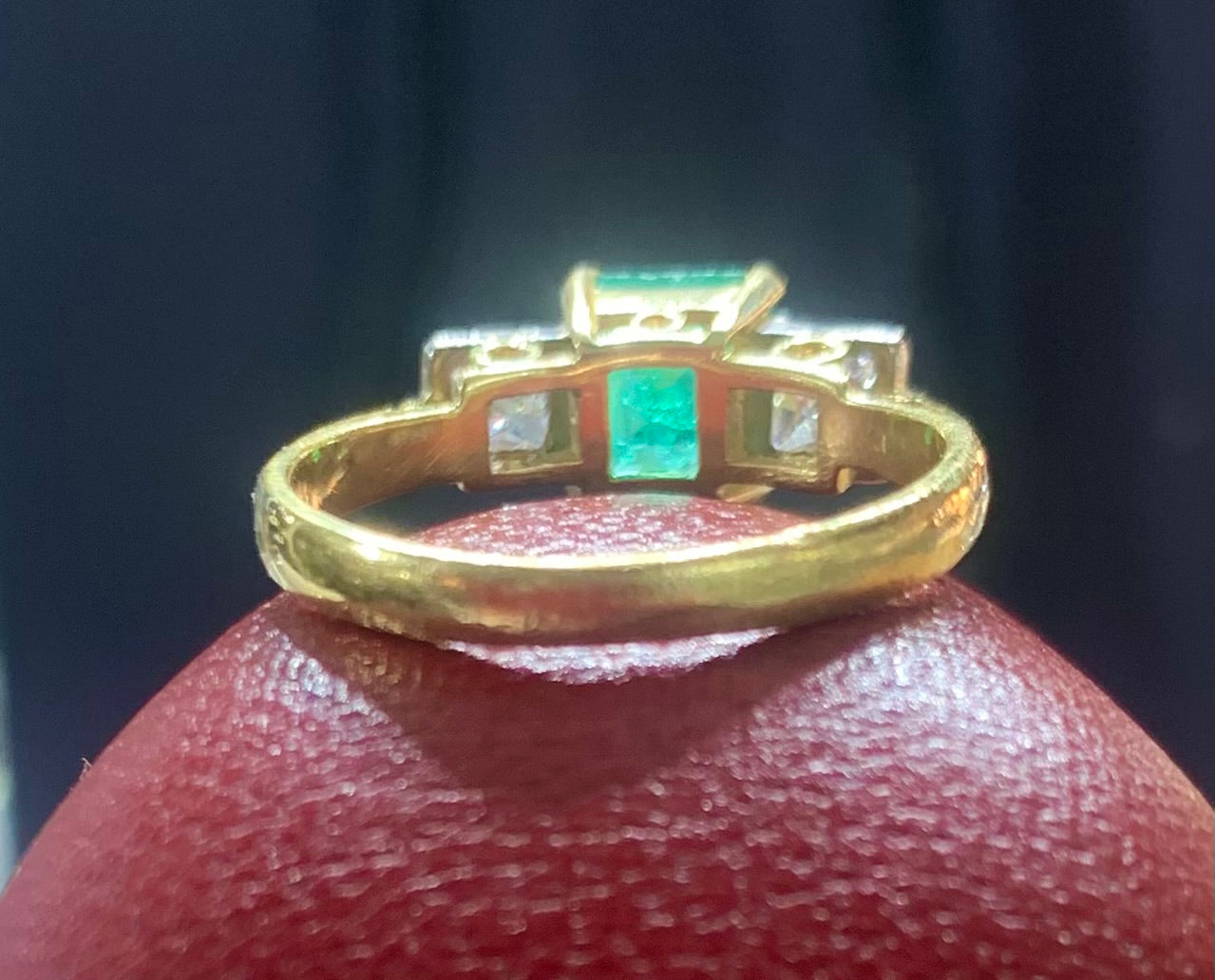 Contemporary Emerald and Diamond Trilogy Ring 18ct Gold - Size M
