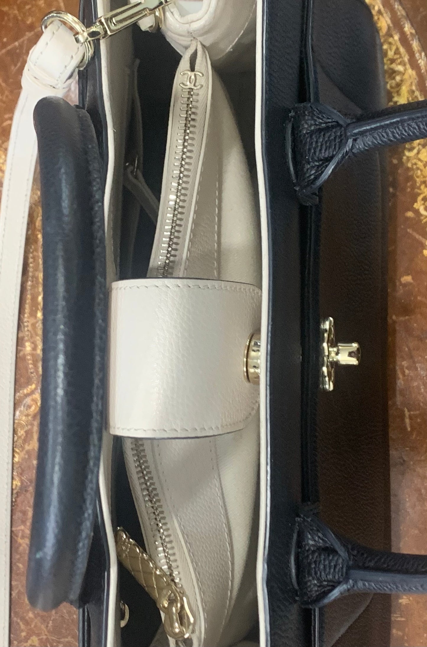 Chanel Black/Cream Grained Calfskin Executive Shopper Tote Bag