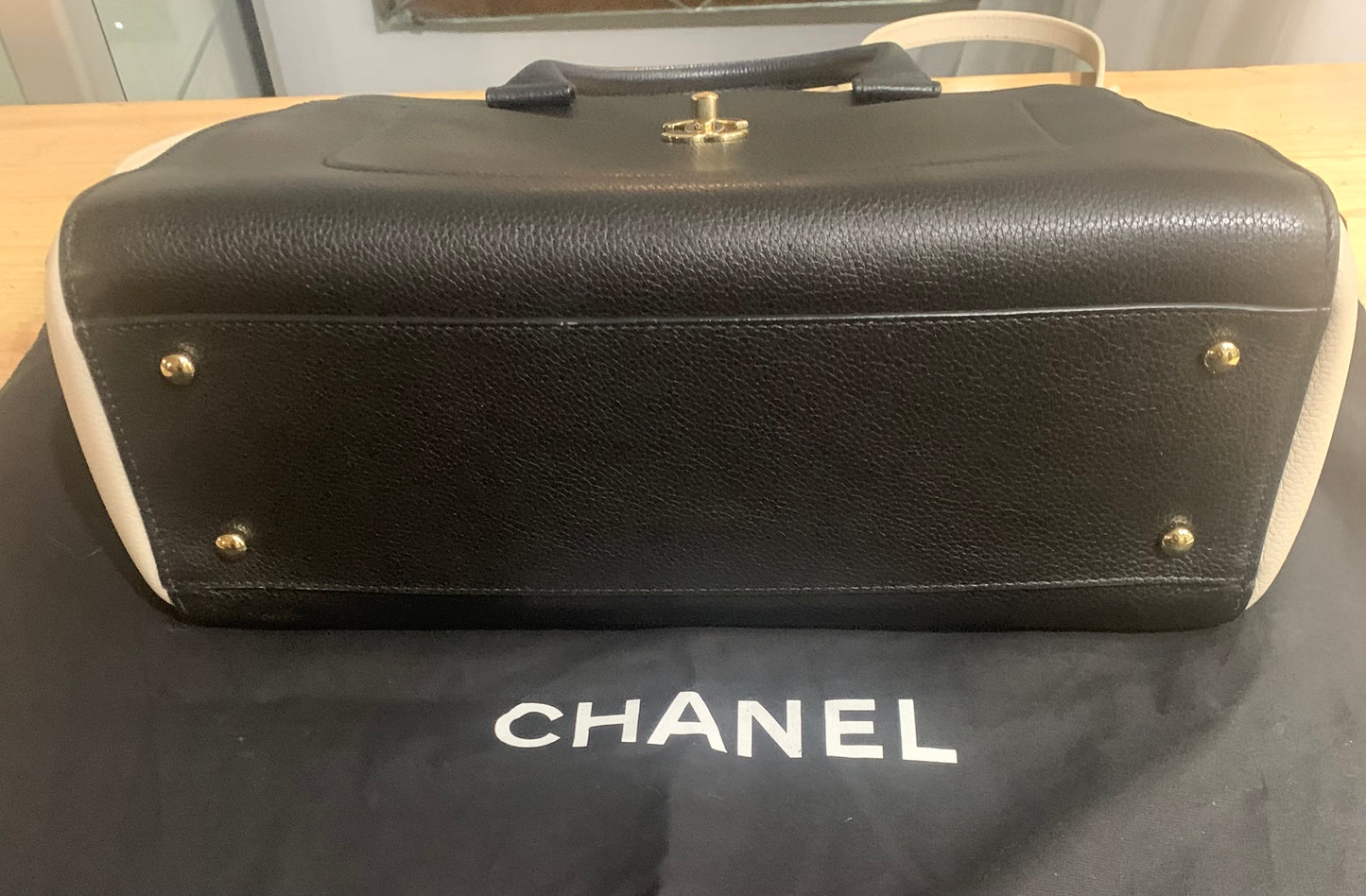 Chanel Black/Cream Grained Calfskin Executive Shopper Tote Bag