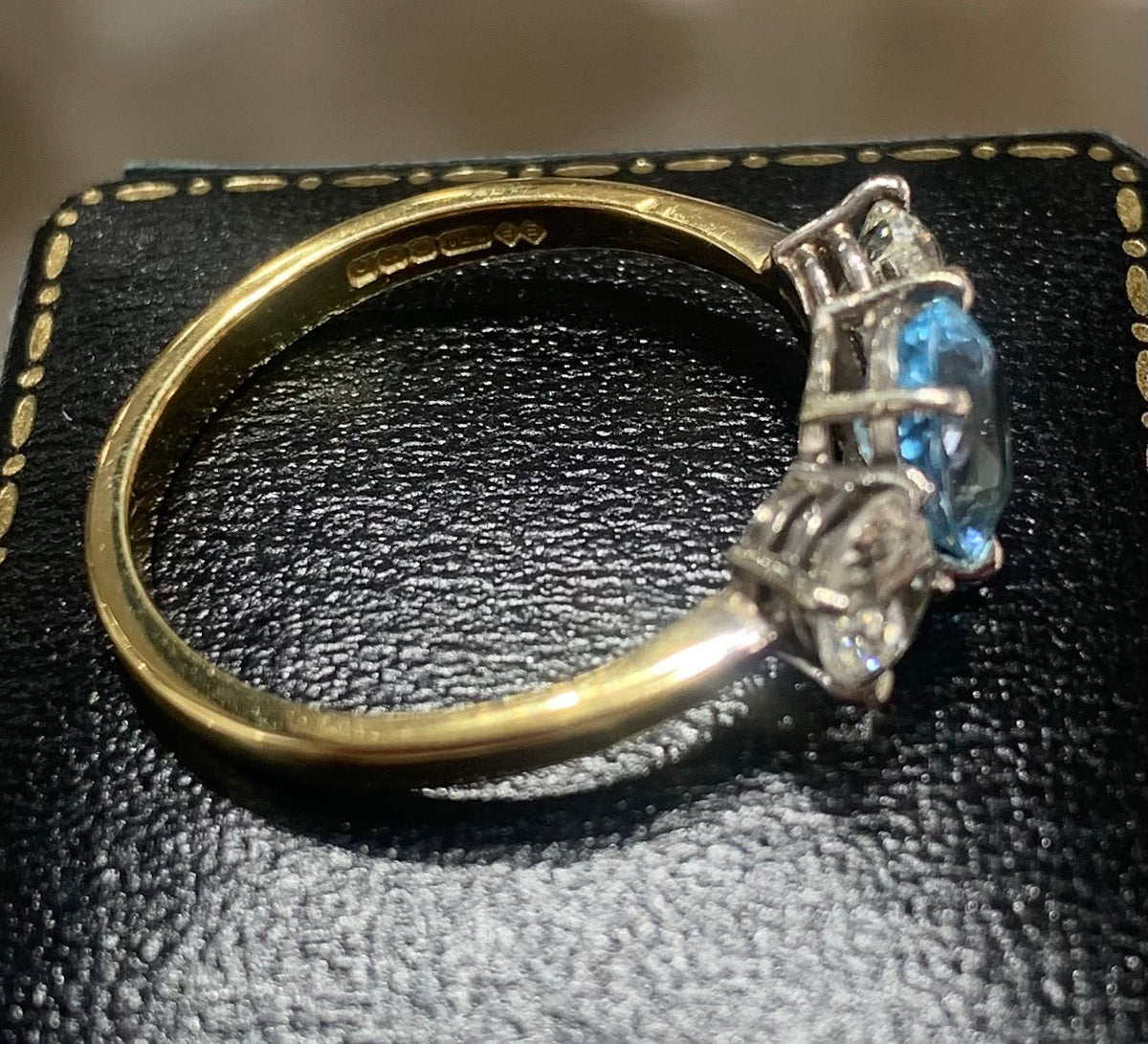 Stunning Aquamarine & Diamond Trilogy Ring - Size Q1/2