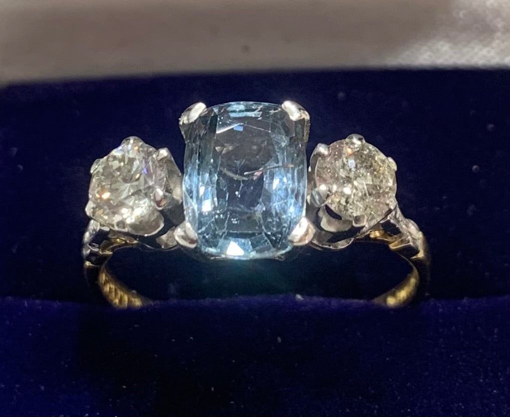Fabulous Art Deco Sapphire & Diamond 18ct Gold and Platinum Ronette Trilogy Ring - Size S