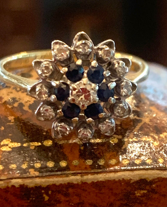 Antique Sapphire & Diamond Halo Platinum Set Target 18ct Gold Ring - Size L