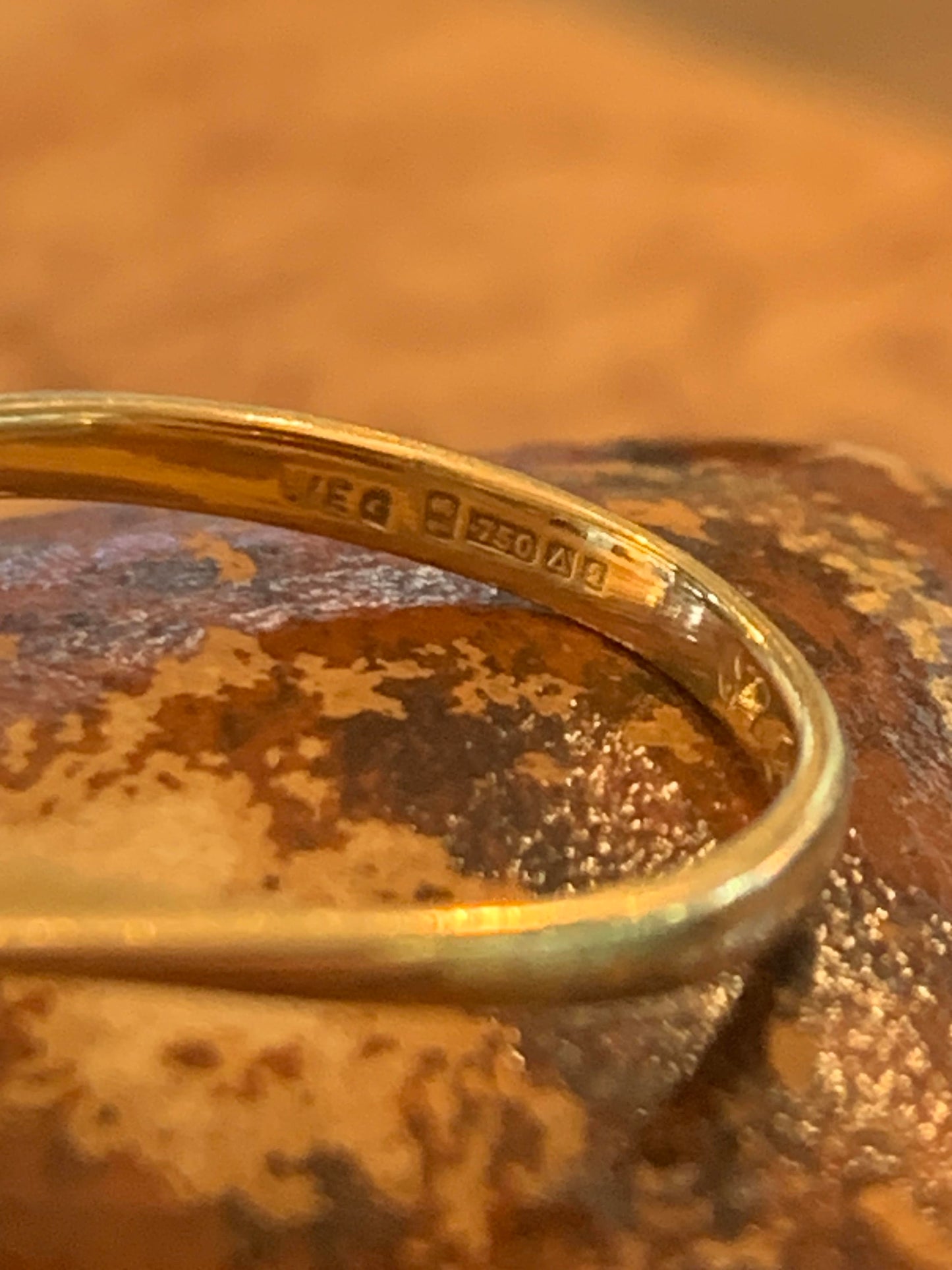 Antique Sapphire & Diamond Halo Platinum Set Target 18ct Gold Ring - Size L