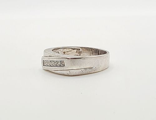 Vintage Silver & Diamond Signet Ring (X1/2)