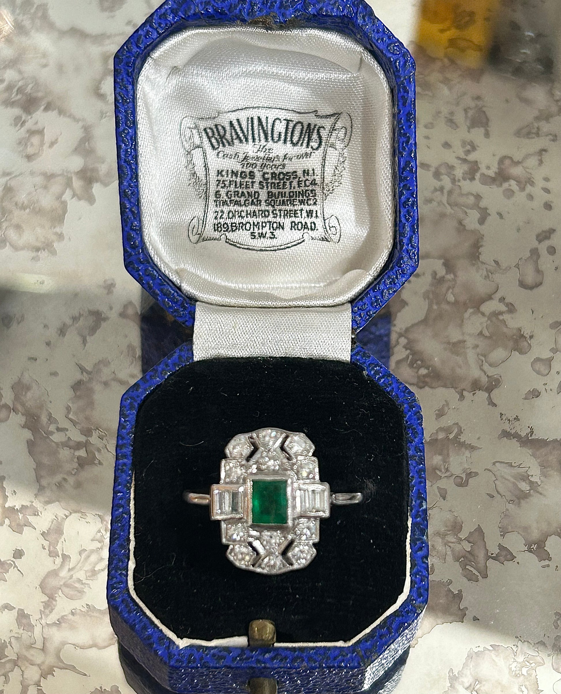 Art Deco Natural Emerald Diamond Platinum Cluster Ring c1920's (V)