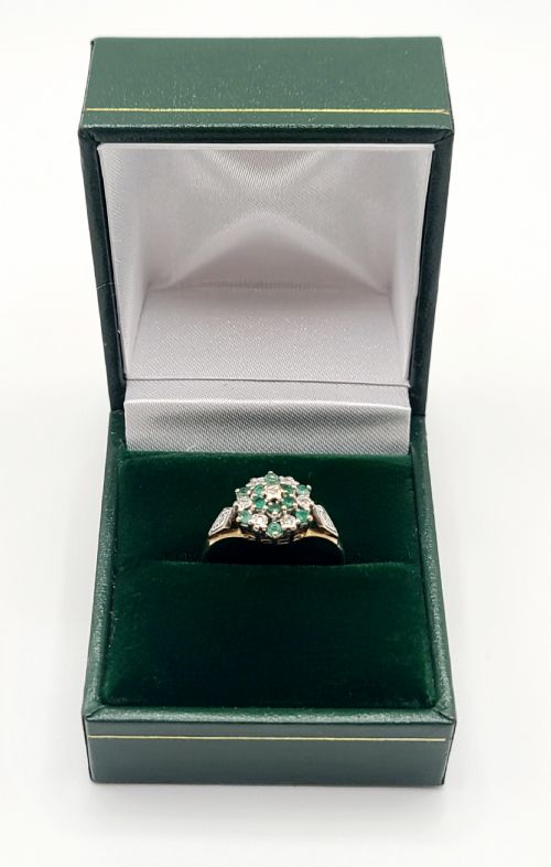 Vintage Natural Emerald & Diamond 9ct Gold Cluster Ring (O)