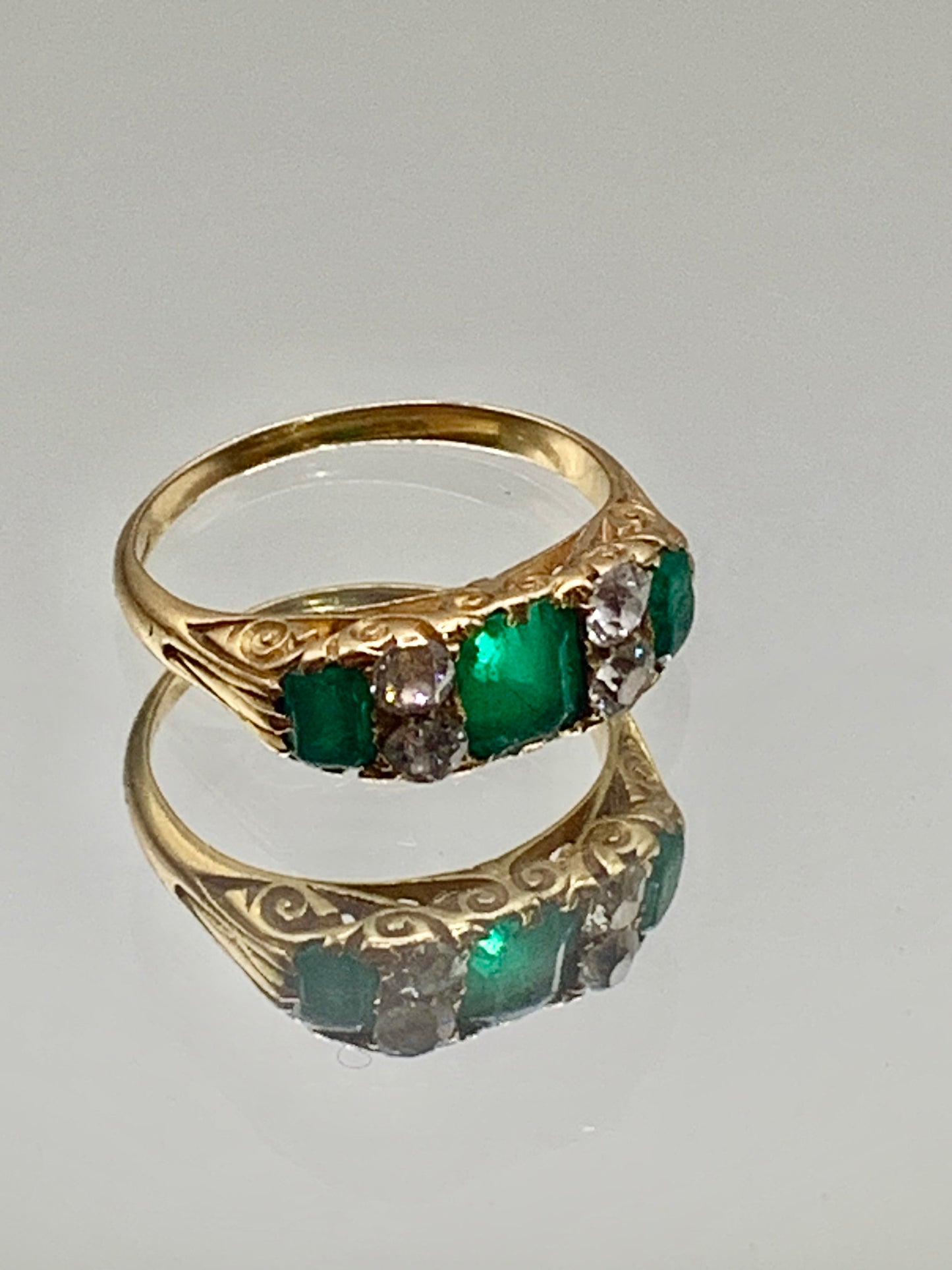 Stunning Victorian Natural Emerald & Diamond 18ct Gold Ring - Size L