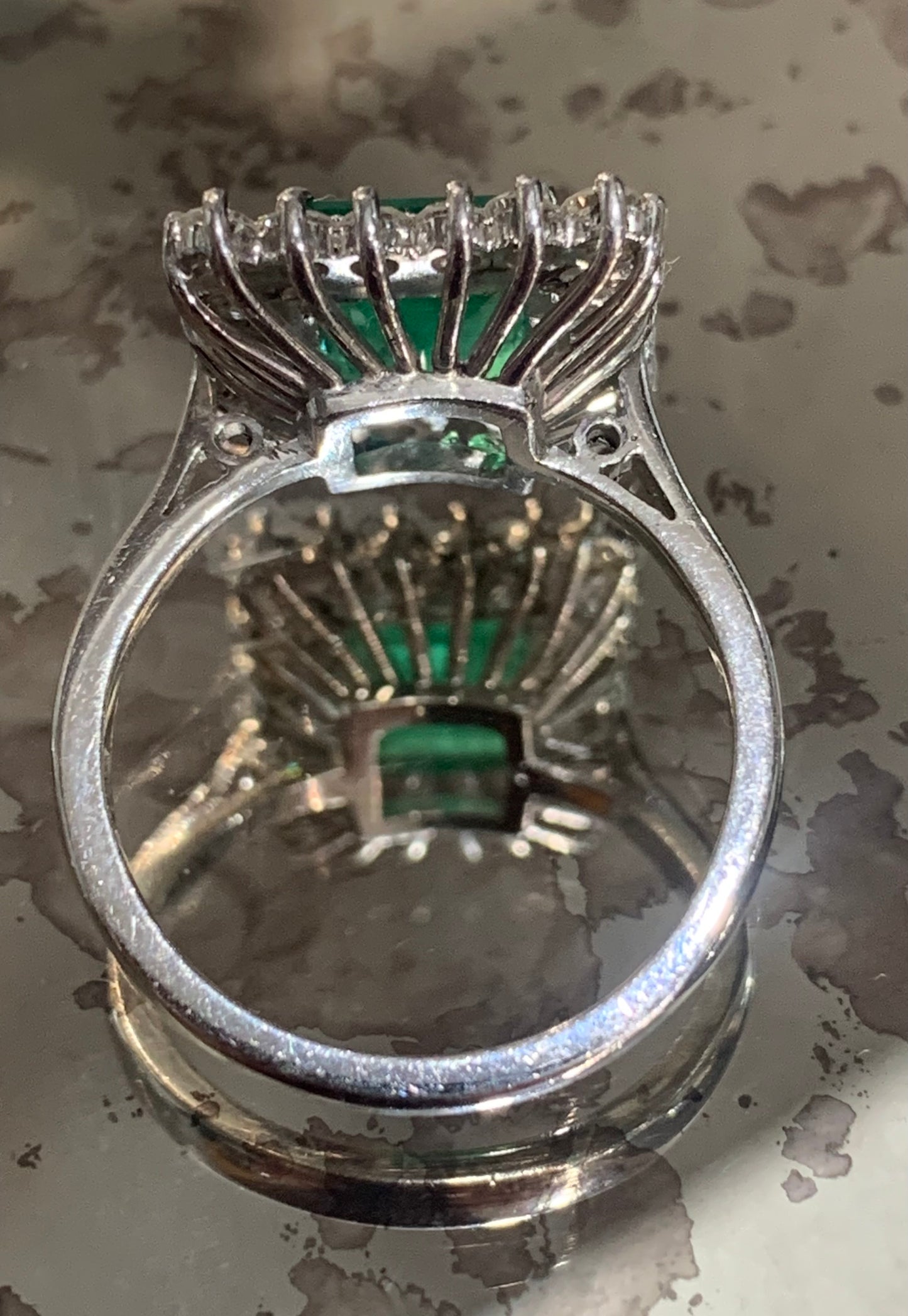 Striking 3ct Natural Emerald & Diamond Large Cluster Ring in 18ct White Gold - Size M