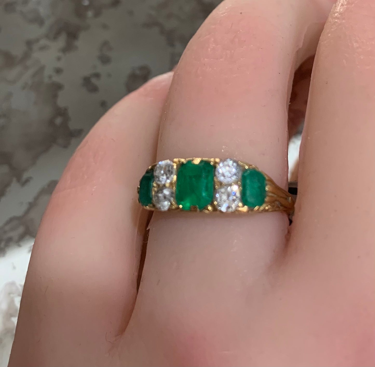 Stunning Victorian Natural Emerald & Diamond 18ct Gold Ring - Size L