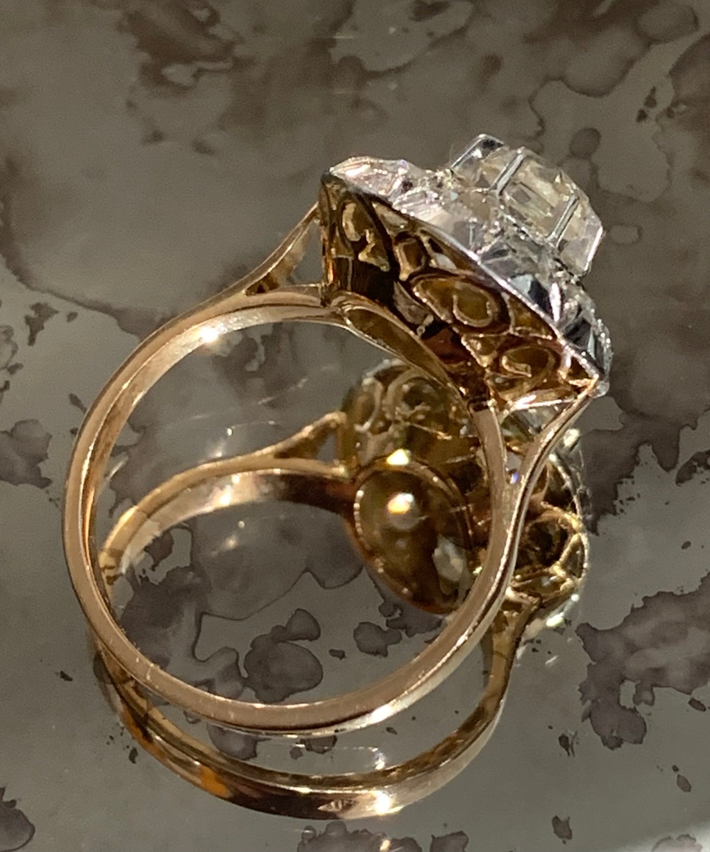 French Art Deco 18ct Gold Diamond Cluster Ring c1920's - Size O