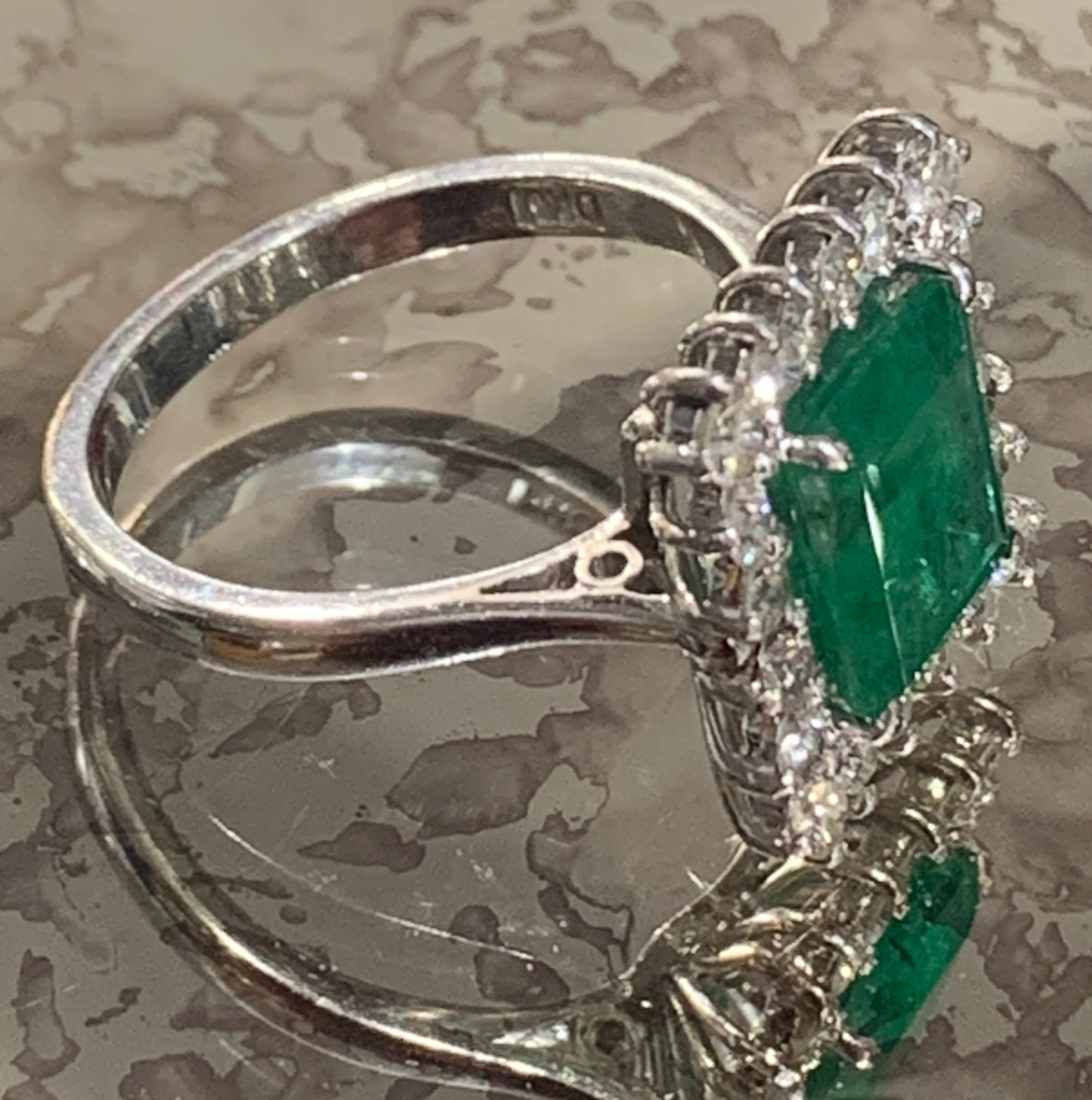 Striking 3ct Natural Emerald & Diamond Large Cluster Ring in 18ct White Gold - Size M