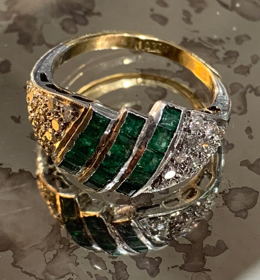 Art Deco Natural Emerald Diamond 18ct Yellow and White Gold Cluster Ring c 1920's - Size N.