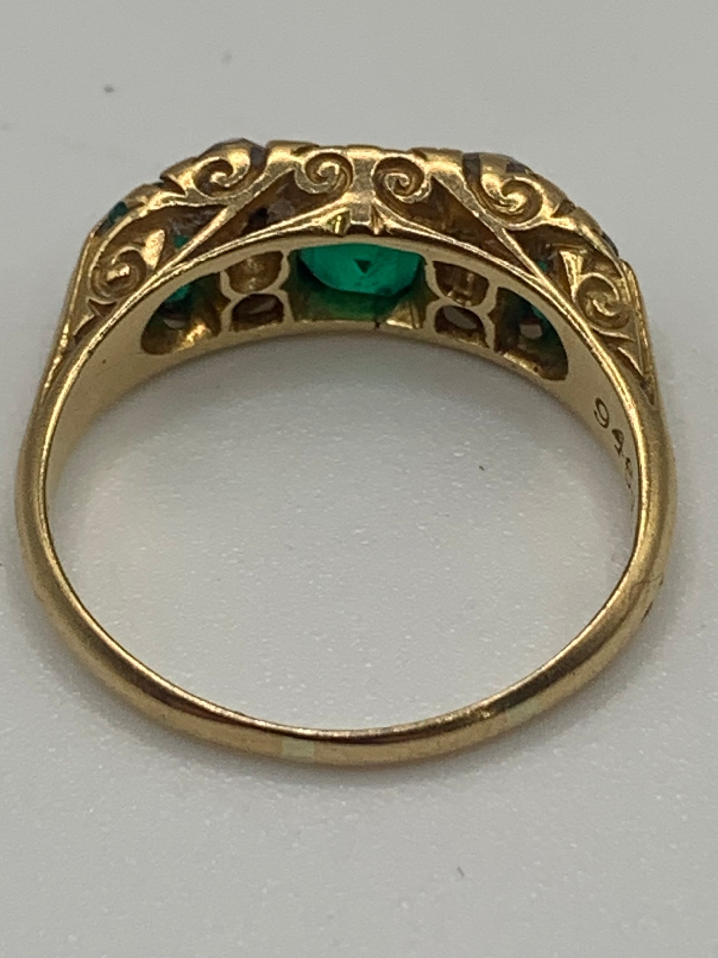 Stunning Victorian Natural Emerald & Diamond 18ct Gold Ring - Size L