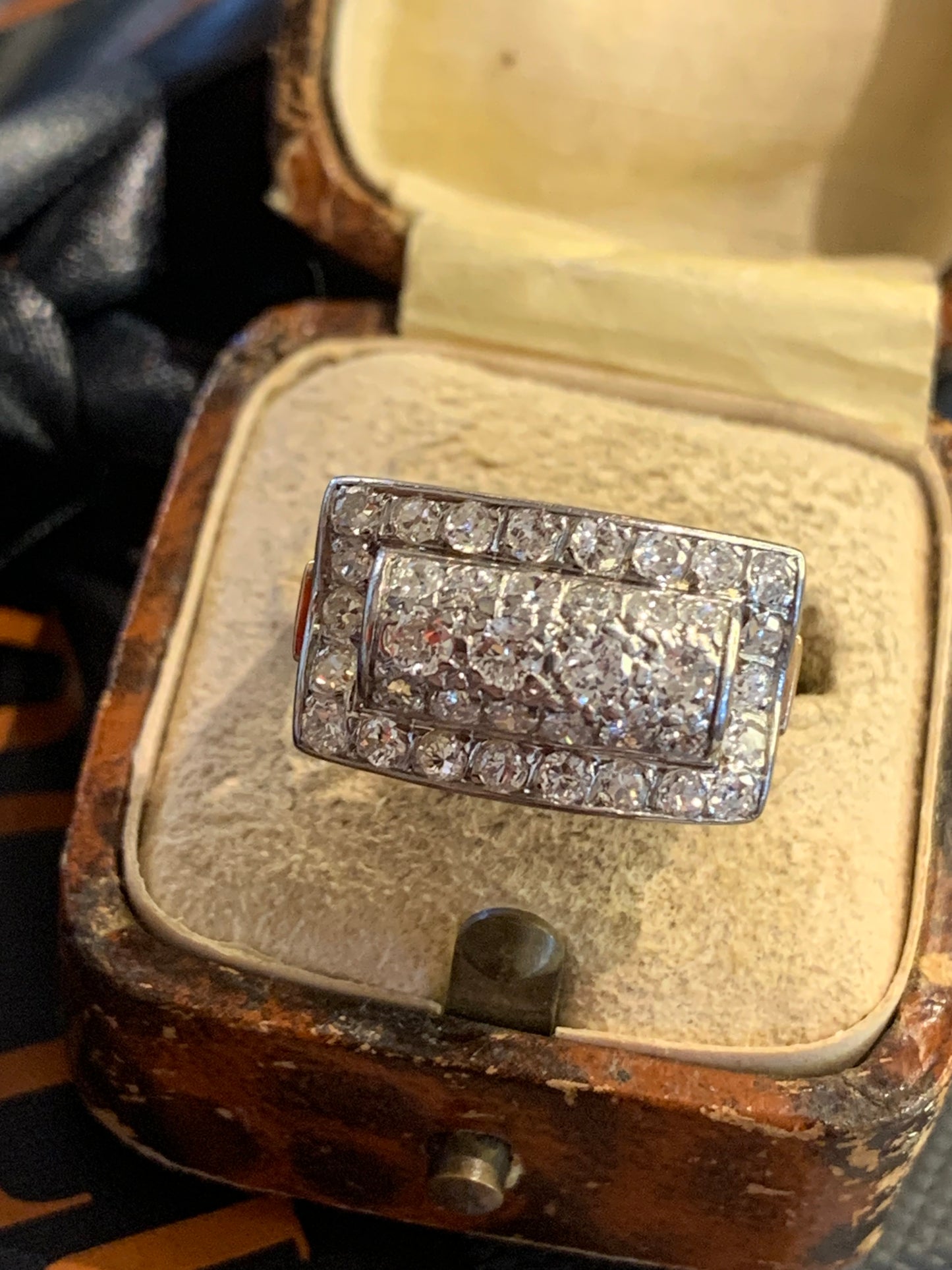 French Art Deco Diamond Cluster 18ct Gold Ring c1920s (K)