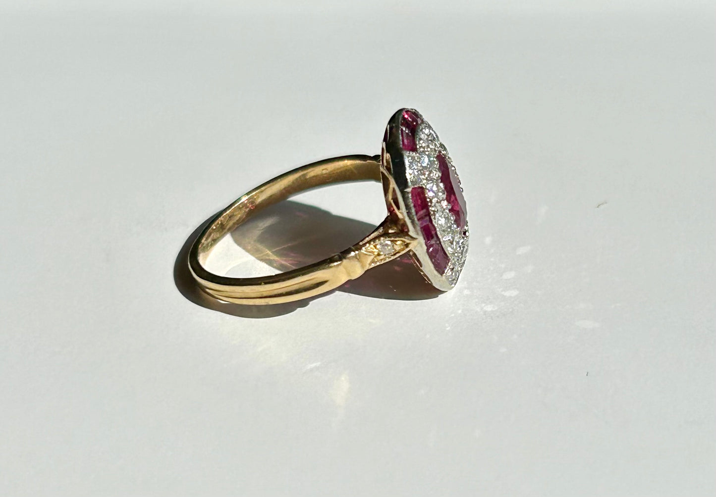French Art Deco Ruby & Diamond 18ct Gold Cluster Ring (L)