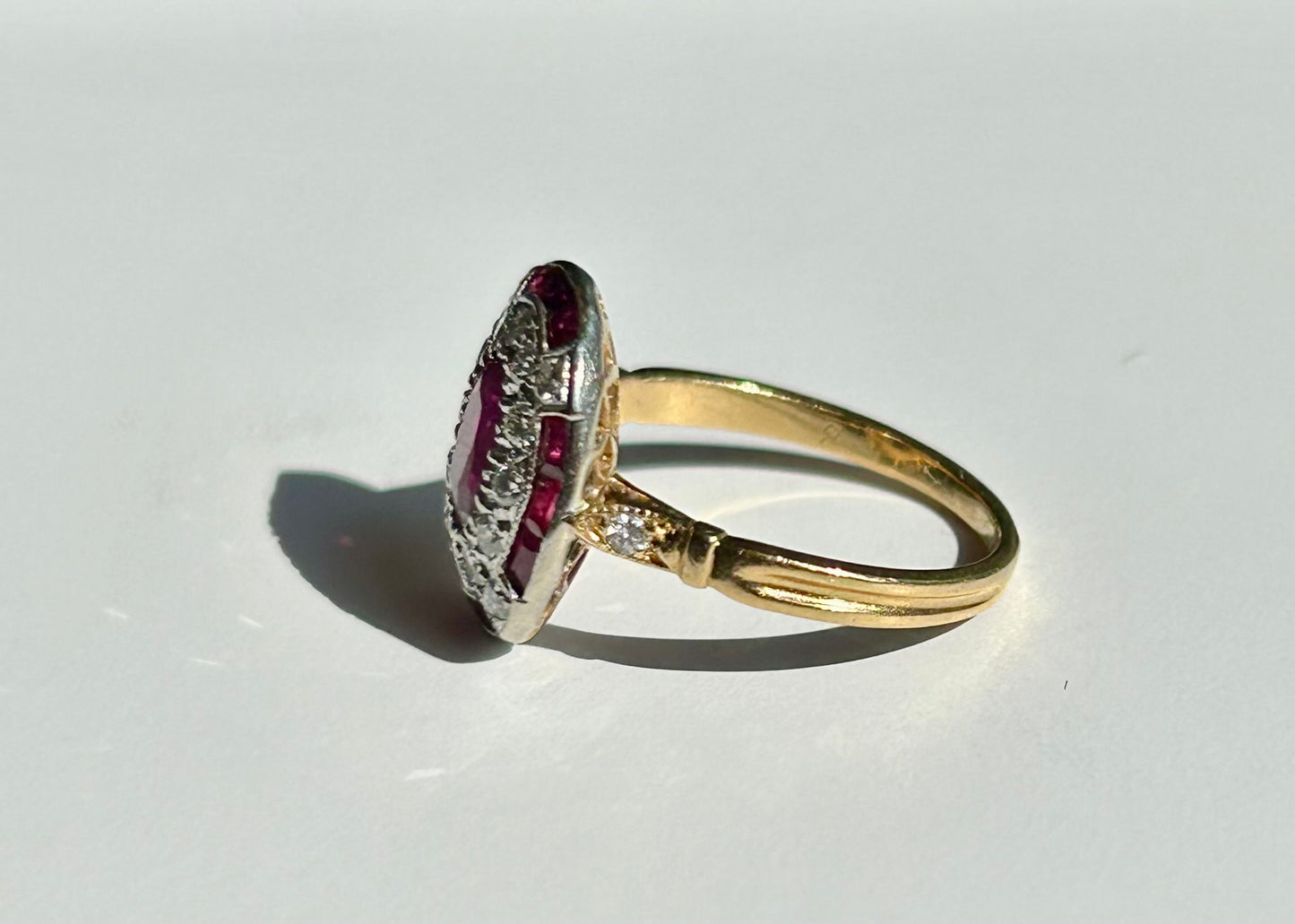 French Art Deco Ruby & Diamond 18ct Gold Cluster Ring (L)