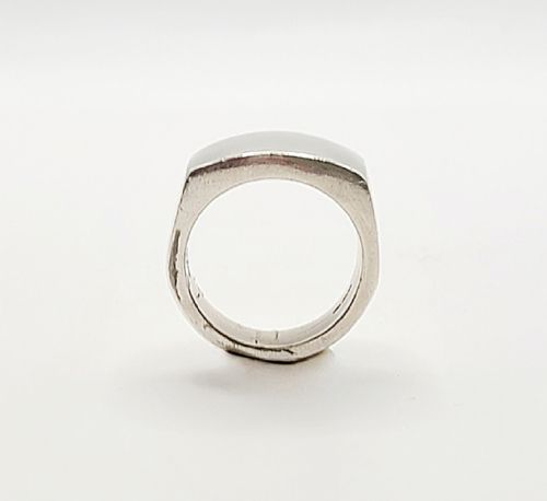 Silver Signet Ring (L1/2)